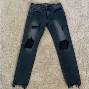 Men’s Ripped Black Jeans Size 28x28